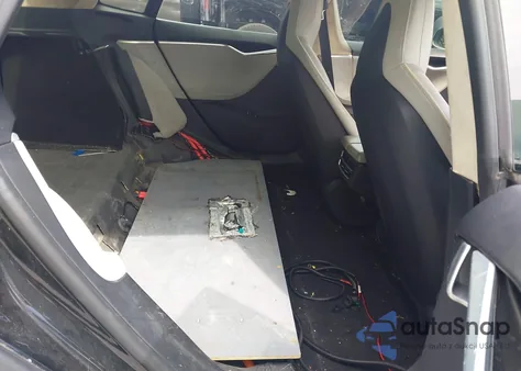 2013 Tesla Model S Performance из США, поврежденный, VIN 5YJSA1DPXDFP13515